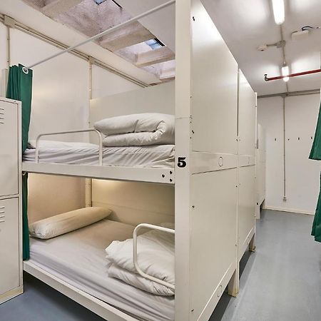 Hola Hostal Collblanc L'Hospitalet de Llobregat Eksteriør bilde