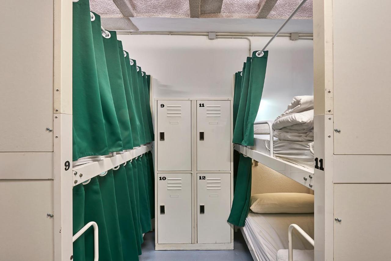 Hola Hostal Collblanc L'Hospitalet de Llobregat Eksteriør bilde
